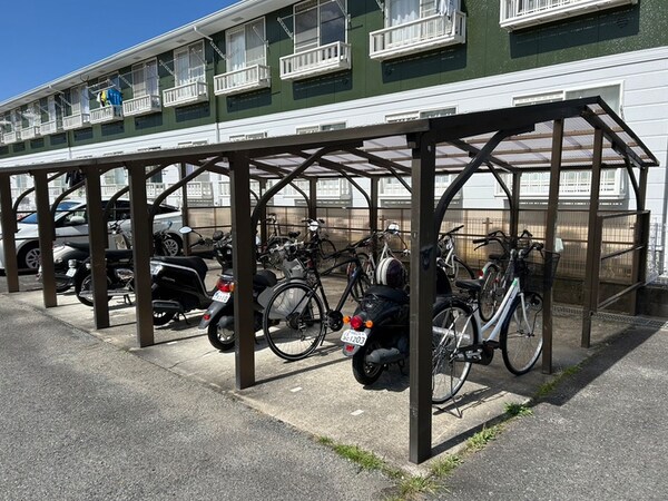 バイク置き場