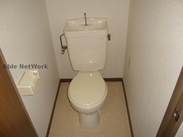 トイレ(※同物件別部屋の写真です。)