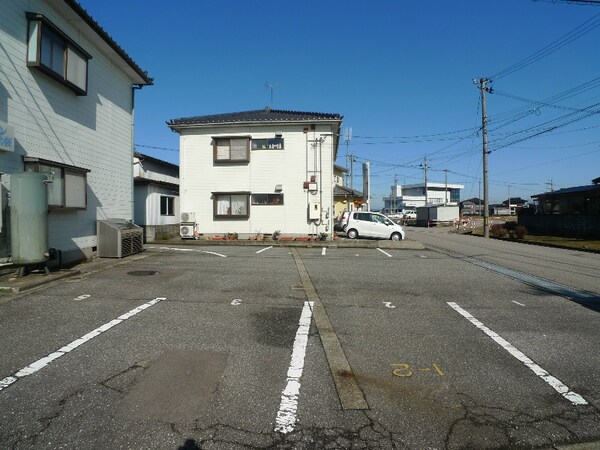 駐車場(融雪付駐車場)