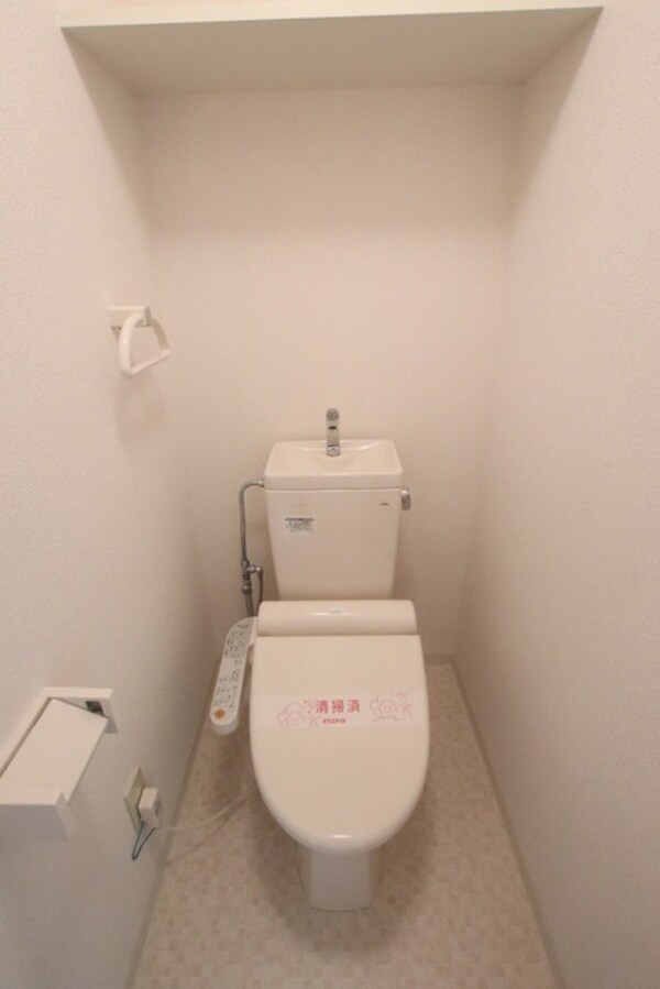 トイレ(洗浄機能付きトイレ♪)