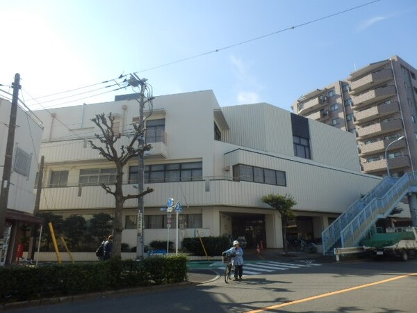 周辺環境(目黒区立 目黒本町図書館 745m)