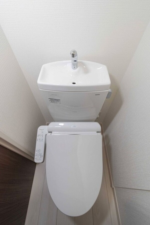 トイレ(建築中の為、過去同タイプ物件の参考写真になります。)