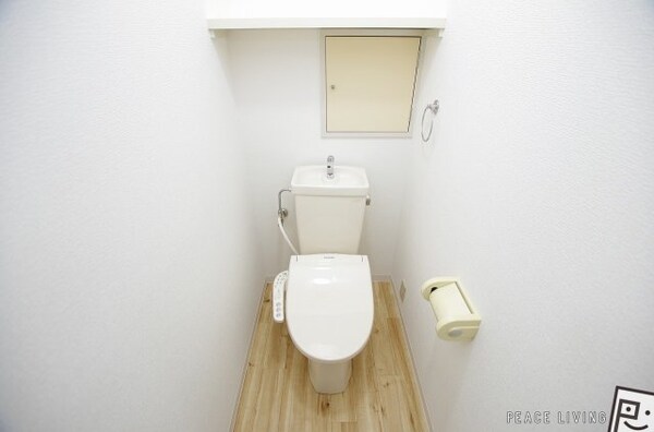 トイレ(ヴィラ・アンソレイエ脇町)