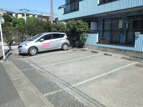 駐車場(（空車確認要）敷地内駐車場)