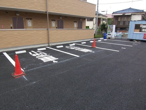 駐車場(★敷地内駐車場★（空き状況・使用料等詳細はご確認下さい）)