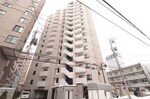 外観、15階建て♪