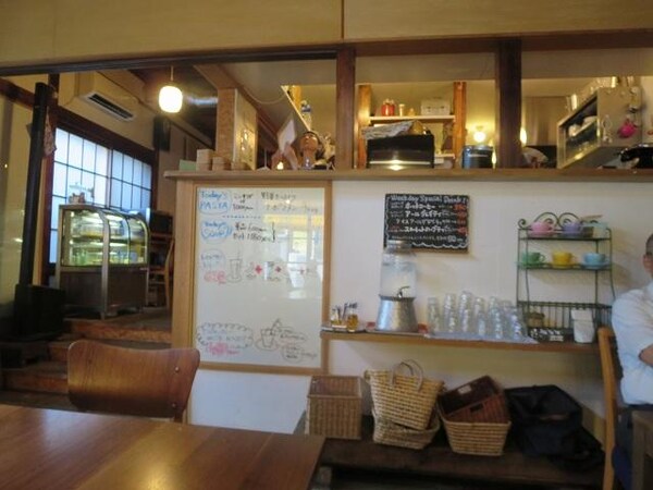 周辺環境(イリヤプラスカフェiriya plus cafe 529m)