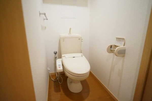 トイレ(ゆったりとした空間のトイレです)