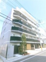 2020年1月築　RC鉄筋コンクリート地上造7階建て総戸数3