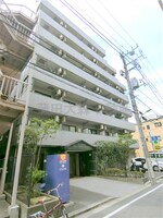 2003年10月築　RC鉄筋コンクリート造8階建て総戸数47