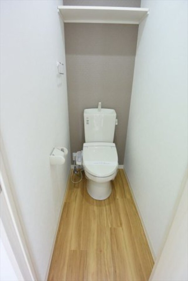トイレ(※イメージ　ゆったりとした空間のトイレです)