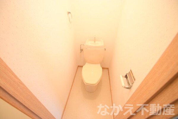 トイレ(ゆったりとした空間のトイレです)