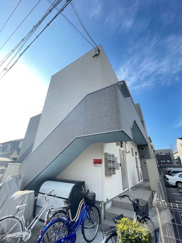 敷地内/建物