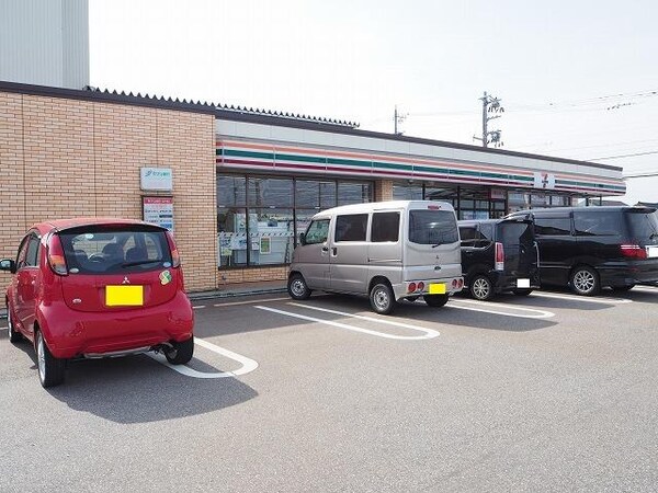 眺望(セブン-イレブン黒部田家店まで210m)