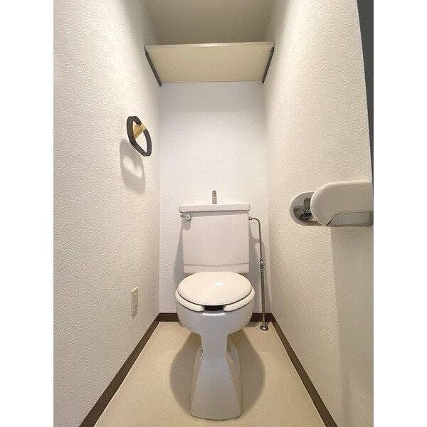 トイレ(他号室写真)