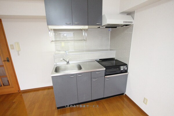 キッチン(きれいなキッチンです
アクティ三本松404号室　2022年4)