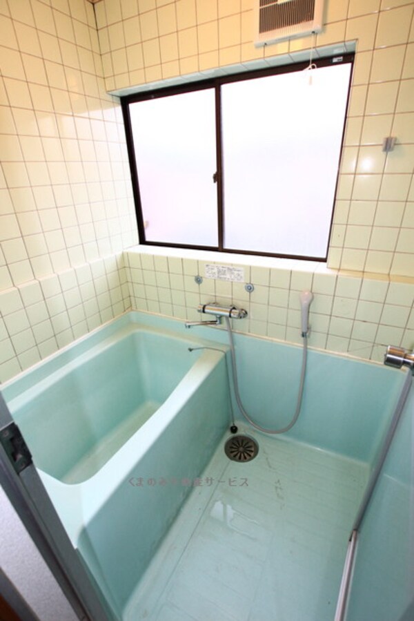 浴室(コンパクトで使いやすいお風呂です
メゾン三芳201号室　20)