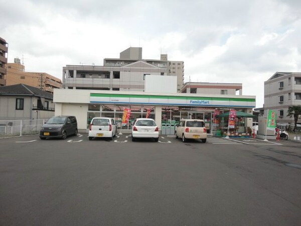 駐車場(ファミリーマート仙台木町通店)