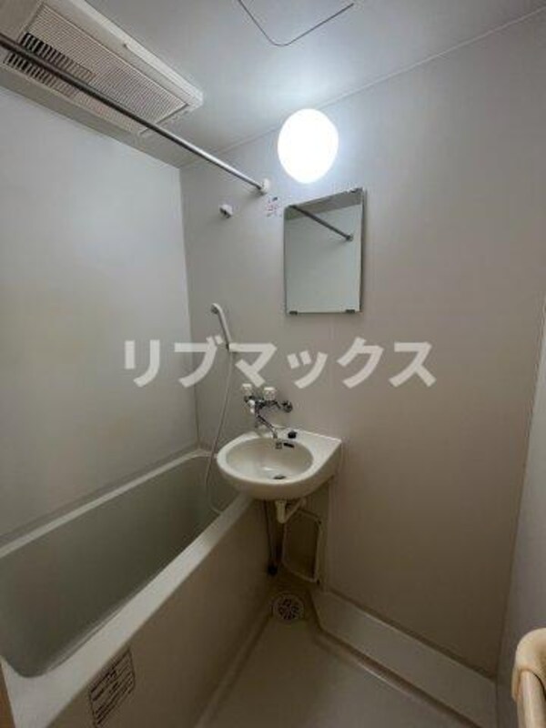 浴室(類似物件の写真となります。※イメージ、現状優先。)