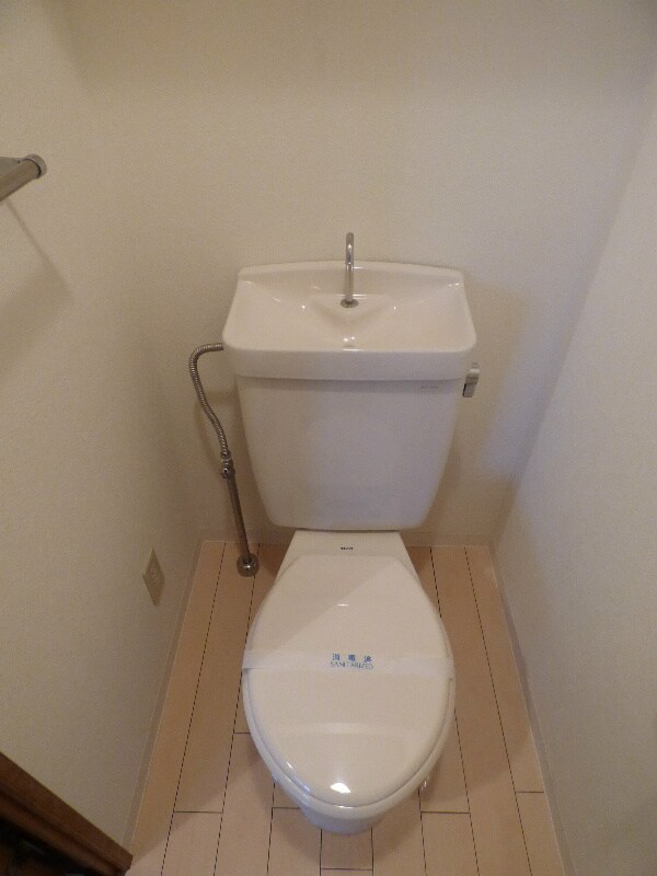 トイレ(※違うお部屋の写真です)