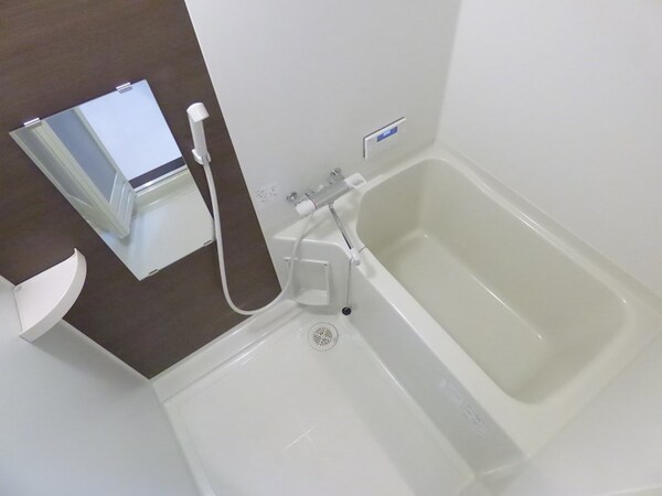 浴室(※同物件別部屋参考写真)