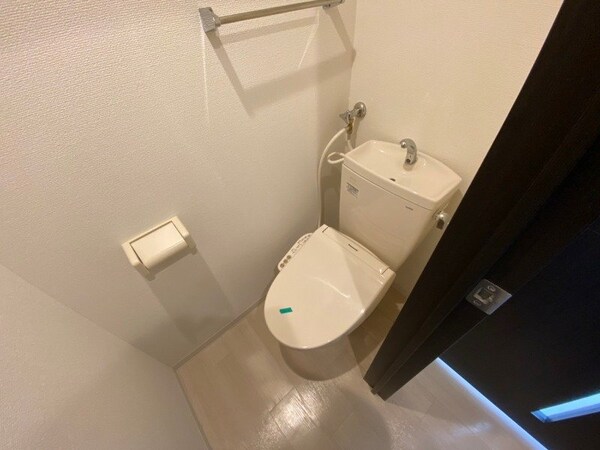 トイレ(トイレです。ウォシュレット付を探している方、おすすめです。)