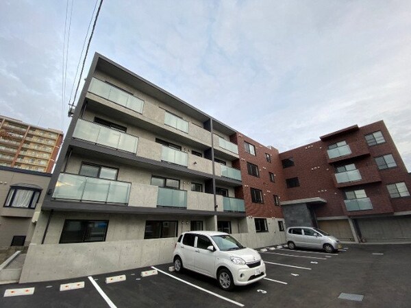 建物外観(札幌市豊平区月寒西1条「CASAAT月寒」)