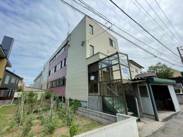 建物外観(札幌市北区新川1条「高瀬ハイツ」)