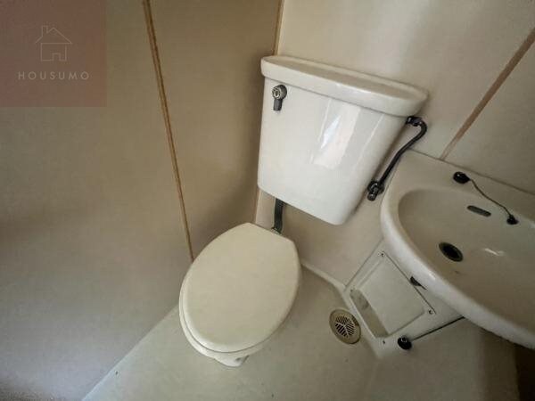 トイレ(清潔感のあるトイレです)