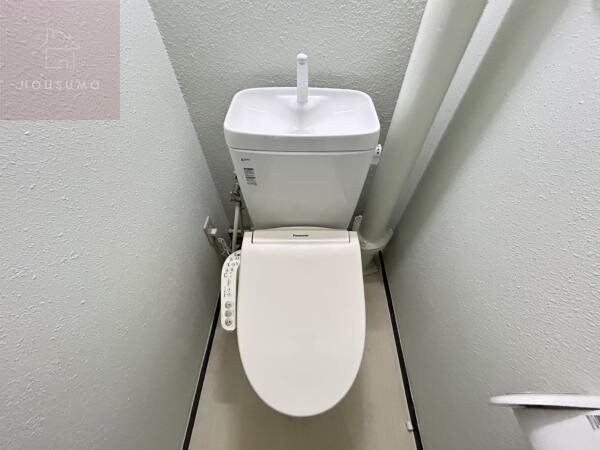 トイレ(シンプルで使いやすいトイレです)