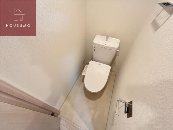 トイレ(トイレもきれいです
同施工会社・同型モデルの室内です。（参考)