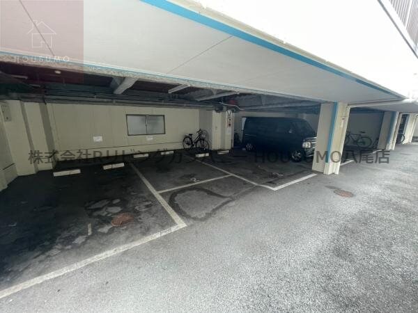 駐車場(駐車場があります)