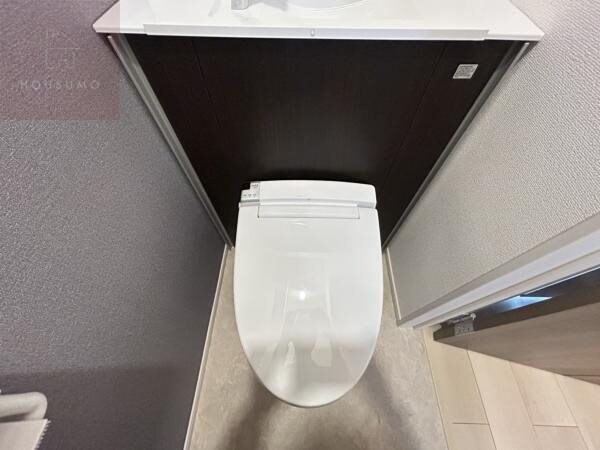 トイレ(コンパクトで使いやすいトイレです)