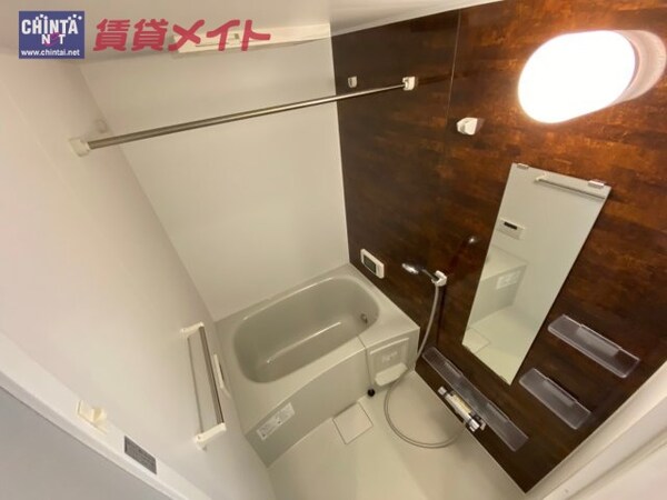 バス・シャワールーム(同物件別部屋の参考写真)