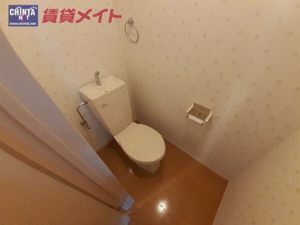 トイレ(同物件別部屋の参考写真)