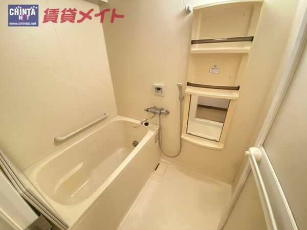 バス・シャワールーム(同一タイプ部屋写真)