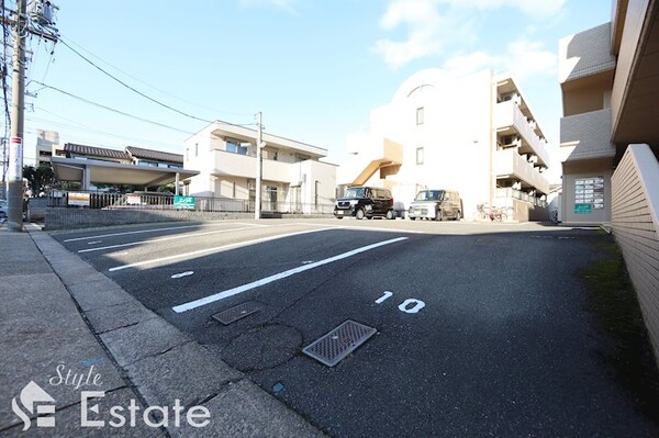 その他(駐車場)