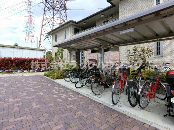 その他(☆屋内駐輪場なので雨や雪でも安心です！！)