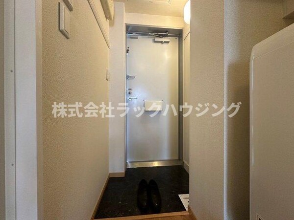 玄関(【お部屋さがしはラックハウジングにお問合せ下さいませ♪】)