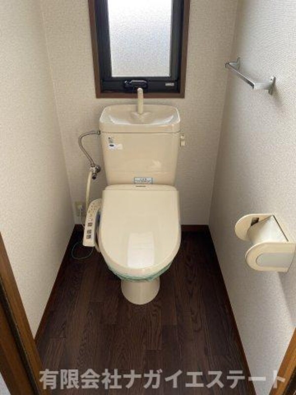 トイレ(【サンピアザ】
有限会社ナガイエステート)