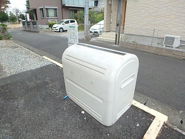 建物設備(ゴミ捨て場)