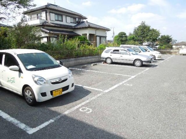 駐車場(駐車場)