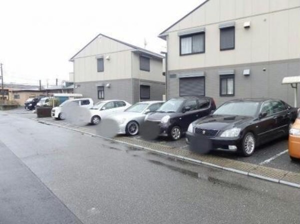 駐車場(駐車場)