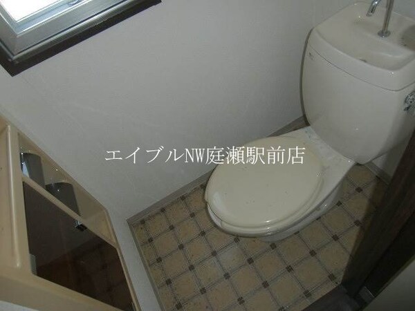 トイレ(トイレ広い)