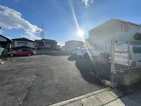 駐車場(敷地外)