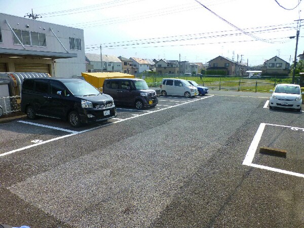 駐車場(駐車場)