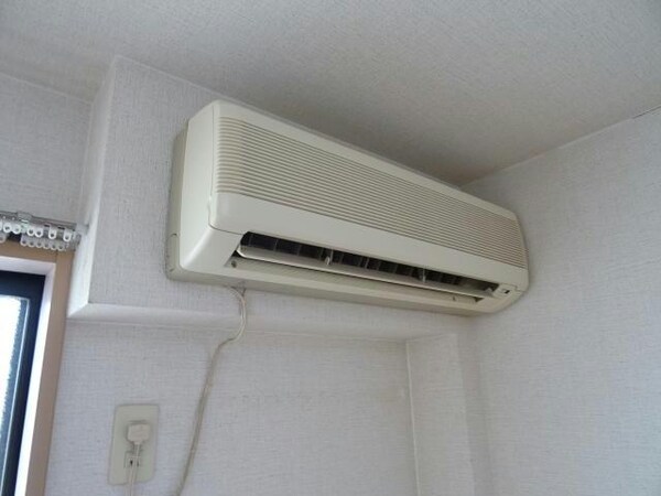 空調設備(冷暖房エアコン②)