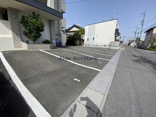 駐車場(駐車場)