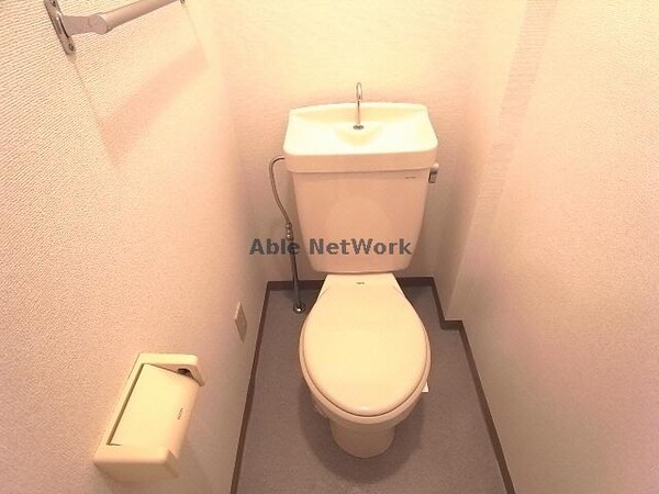 トイレ(※別部屋写真参照)