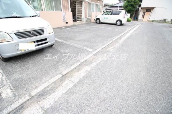 駐車場(駐車場)